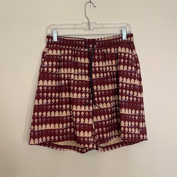 lululemon athletica Other - Lululemon Shorts size M